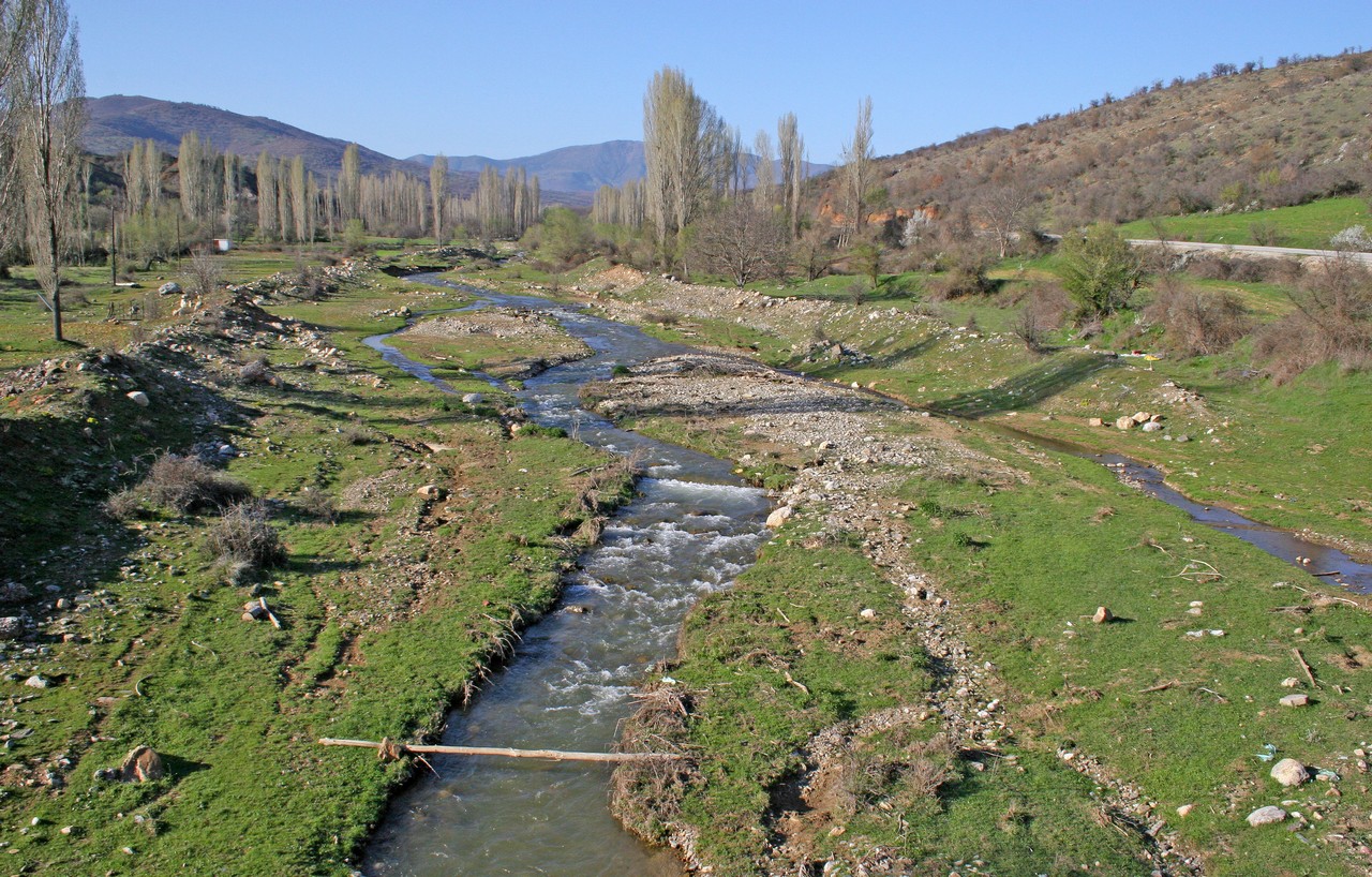 12 myrixos potamos