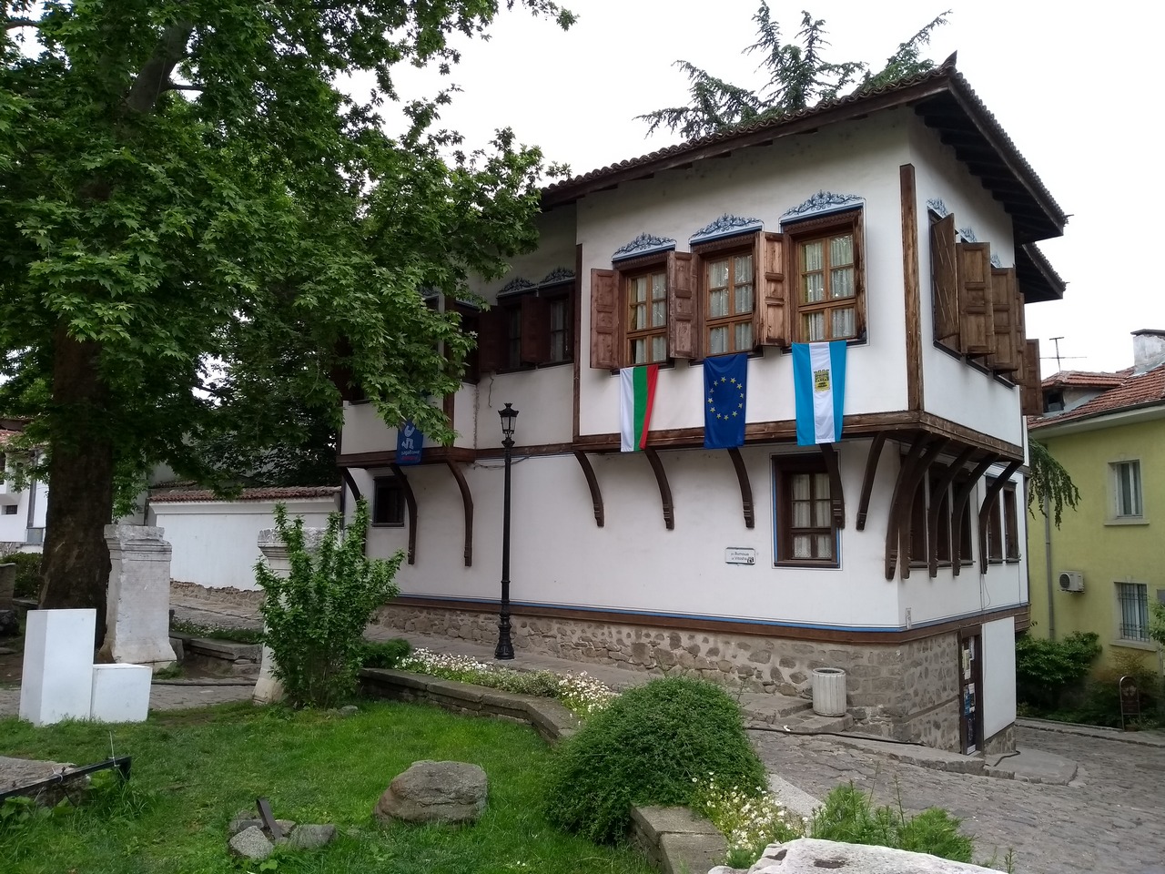 2 plovdiv