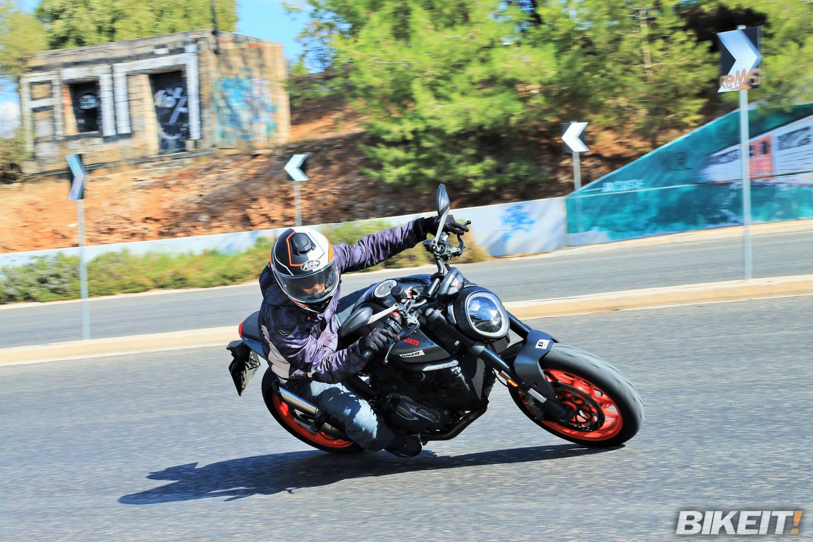 ducati monster 2021 test bikeitgr 00032