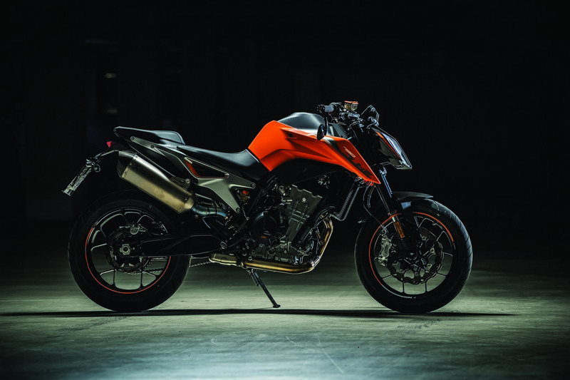 ktm 790 duke static 2