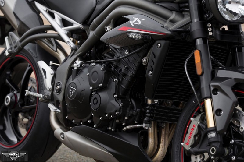 triumph speed triple 1050rs statika 2