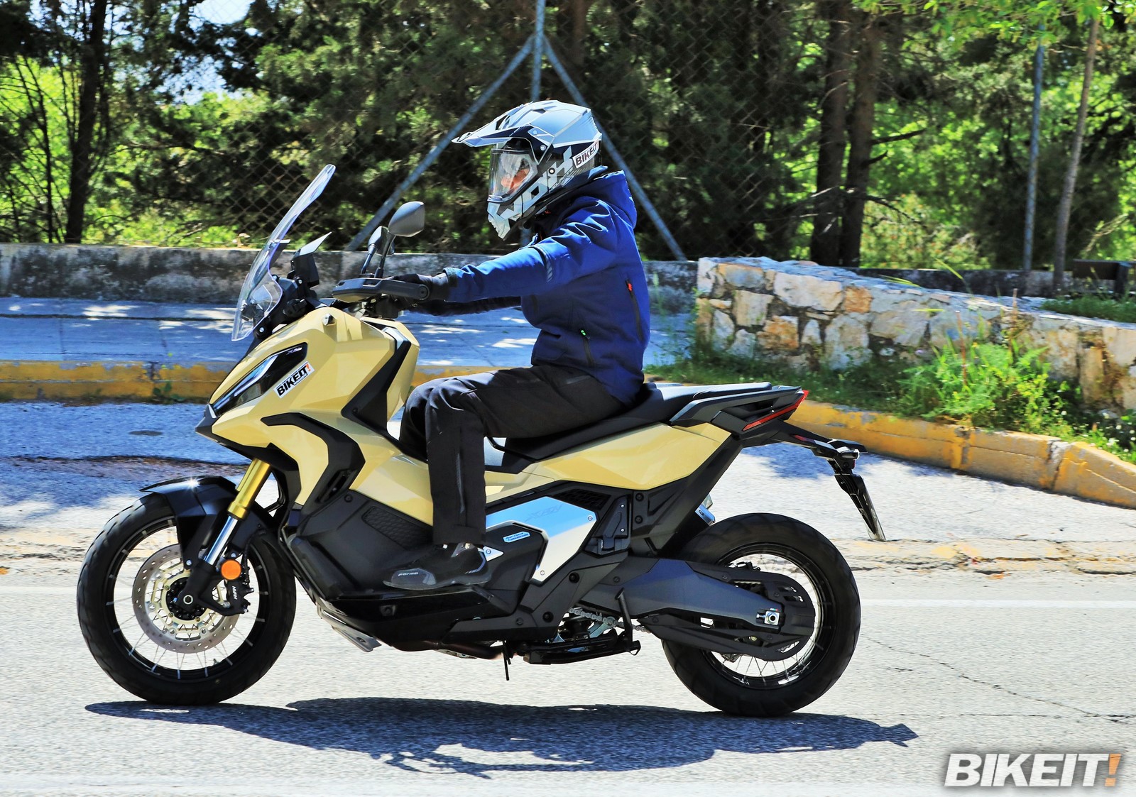 Honda XADV 2022 test by bikeitgr 00024