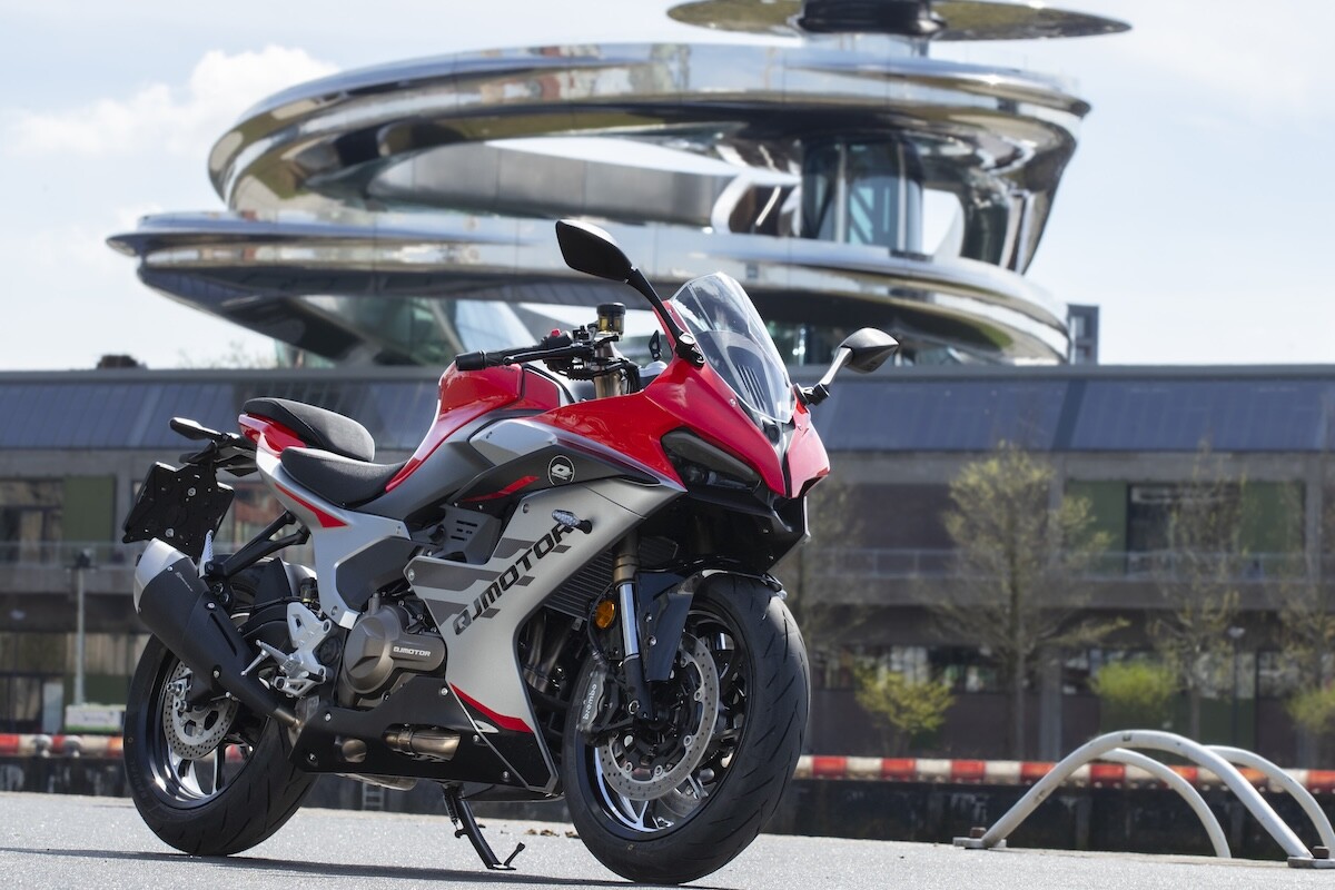 qj srk600rs 1