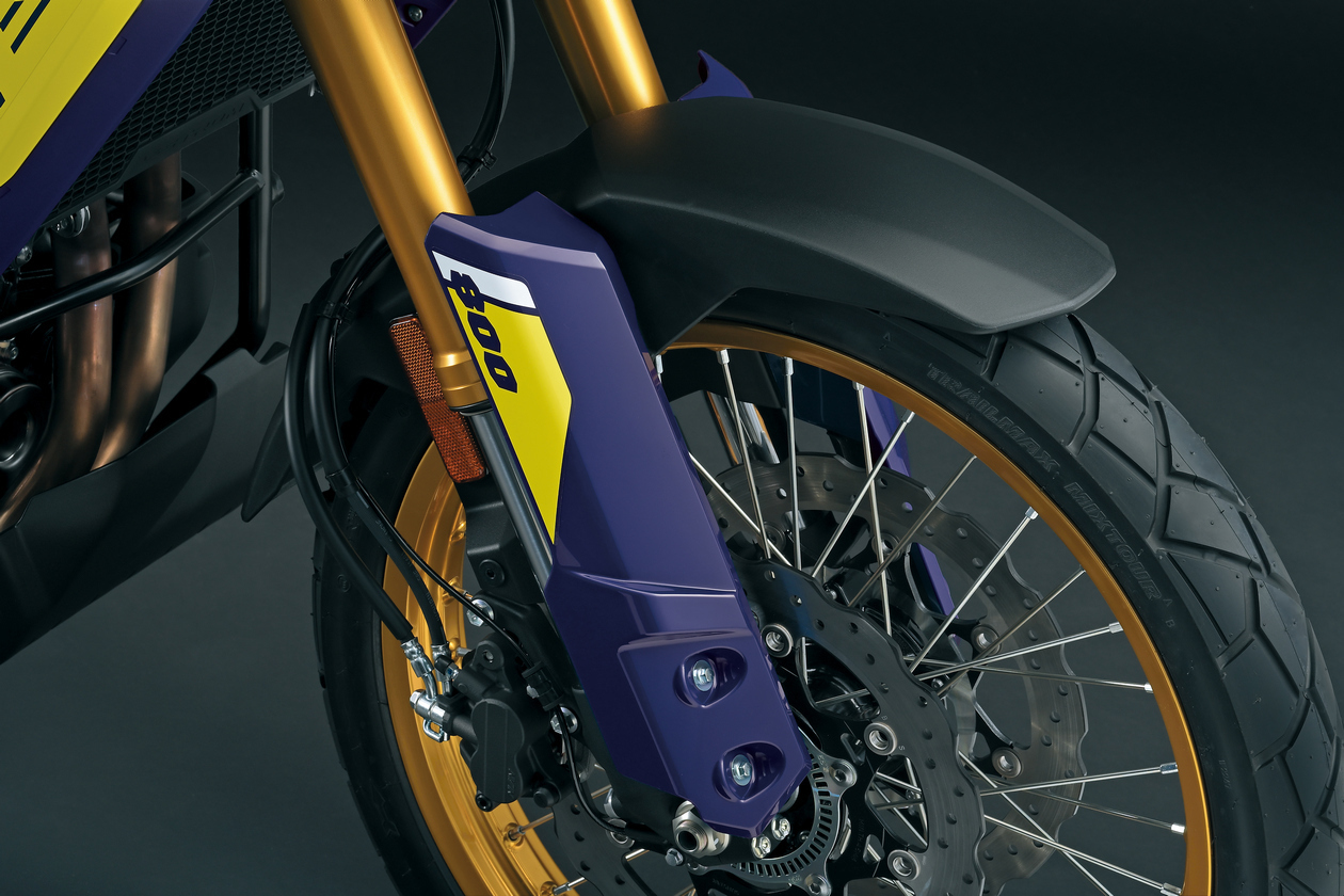 dl800dercm3 front fender