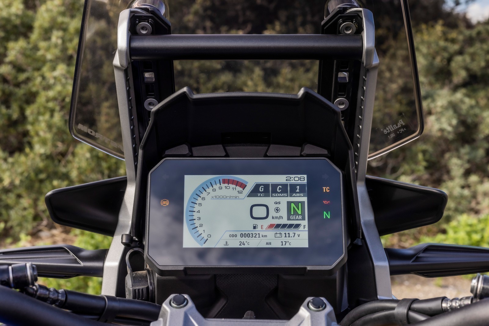 Suzuki V Strom 1050DE JC 0197