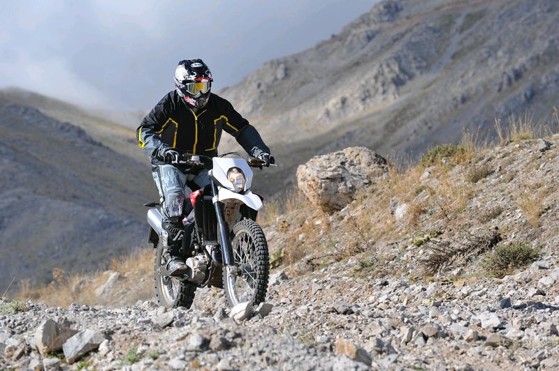 Husqvarna motorcycles - Καλοκαιρινές τιμές έκπληξη!