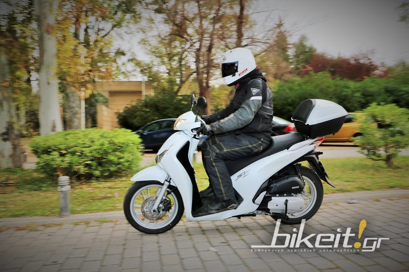 Test - Honda SH 150i Top Box 2016