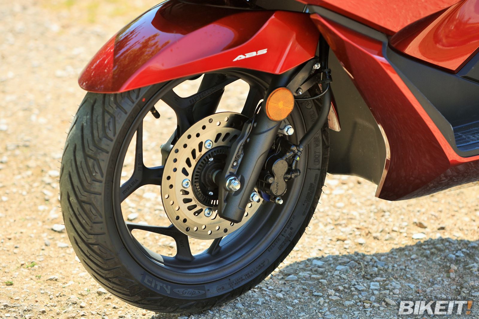 honda pcx125 2021 test bikeitgr 00005