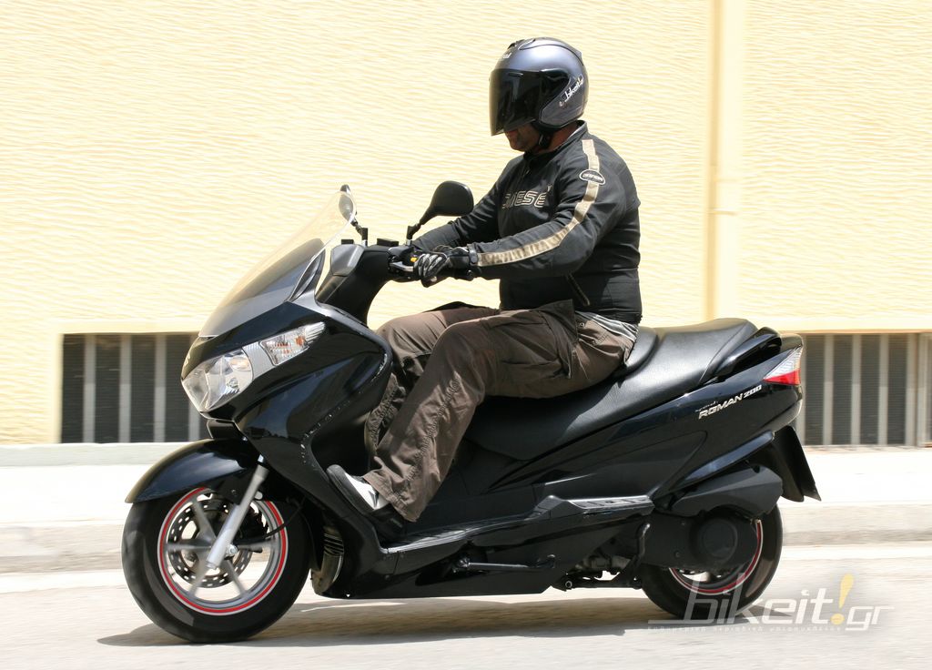Test – Suzuki Burgman 200 2011