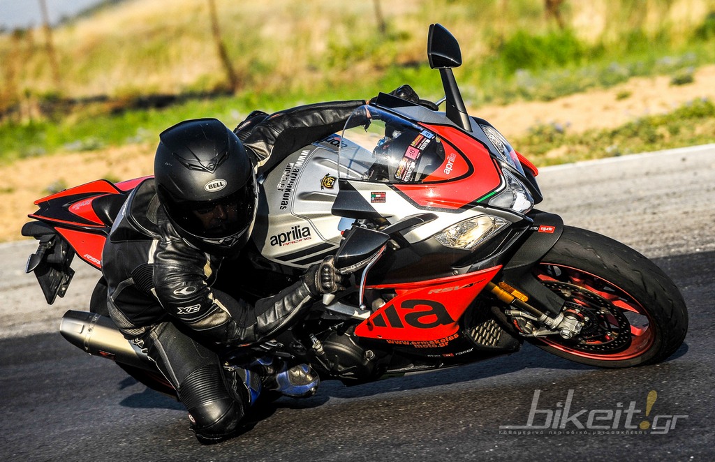 aprilia rsv4 rf 2018 bikeitgr 12