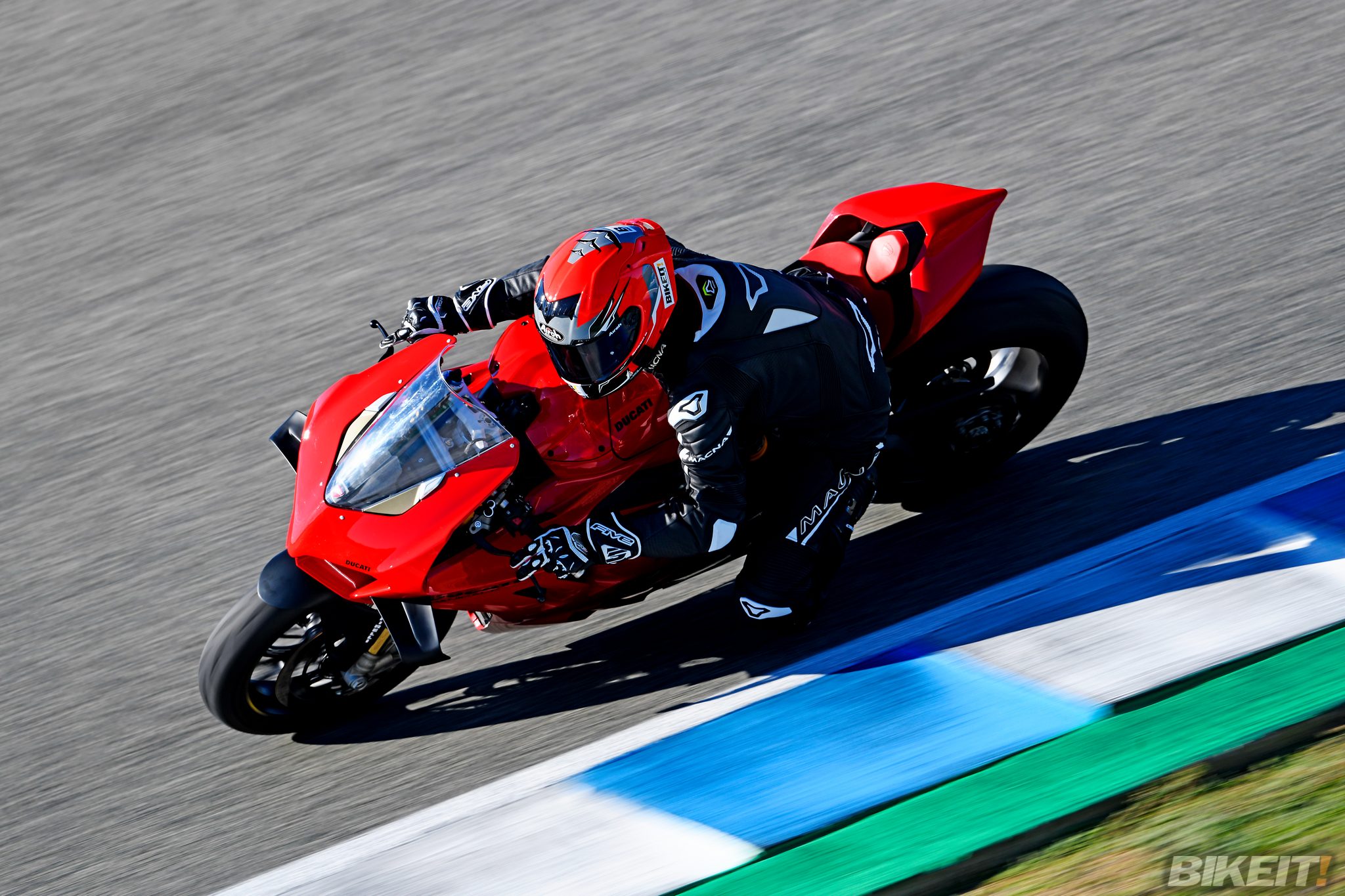 Ducati Panigale V4S 2022 Jerez BIKEITGR 74