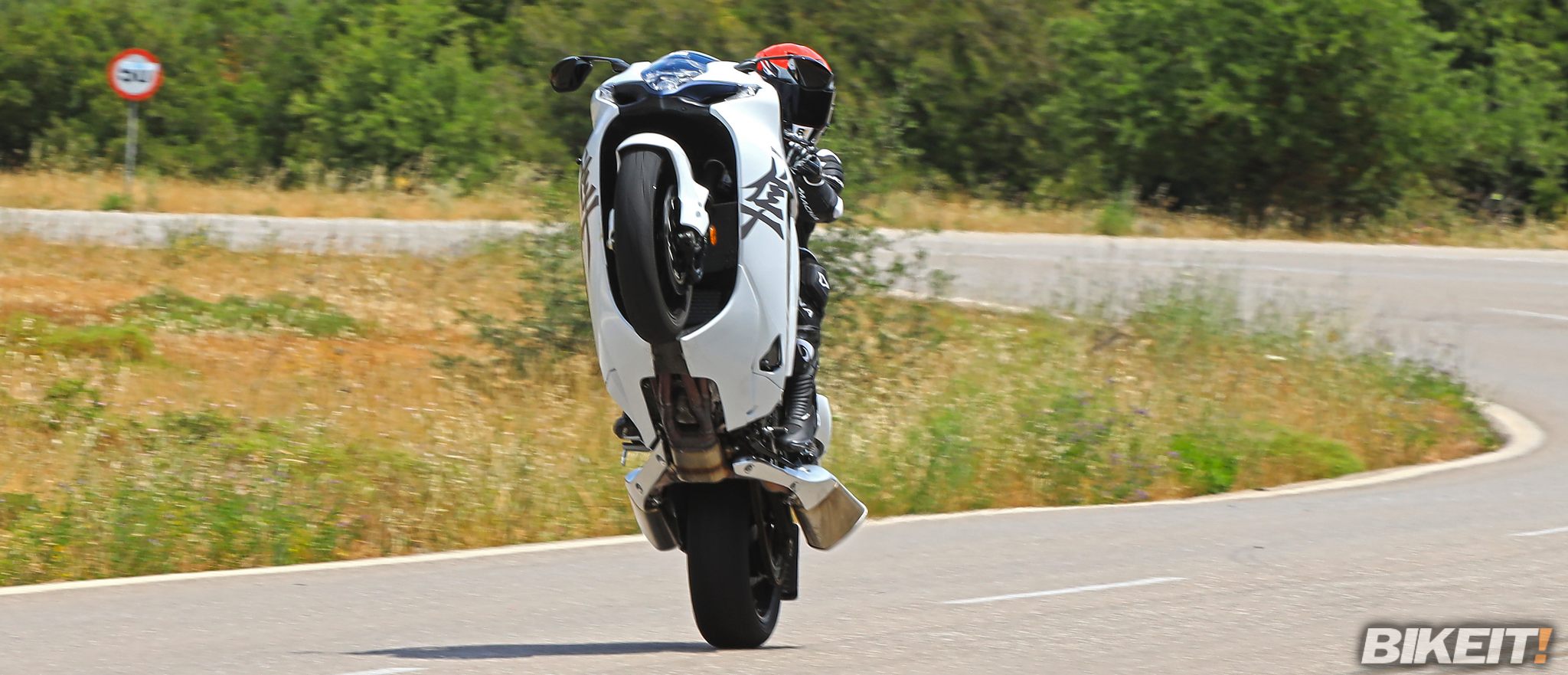 suzuki hayabusa 2021 test bikeitgr 00001