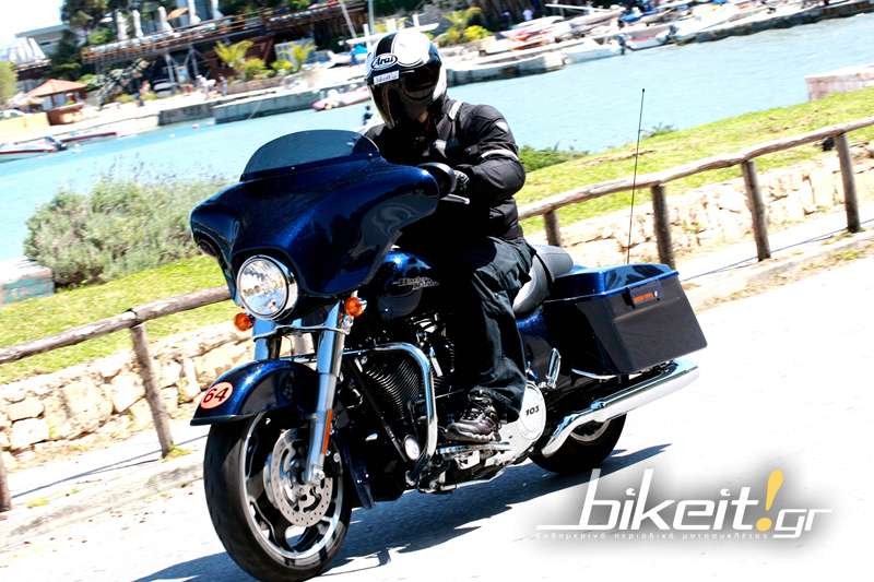 Test - Harley-Davidson FLHX Street Glide 2013