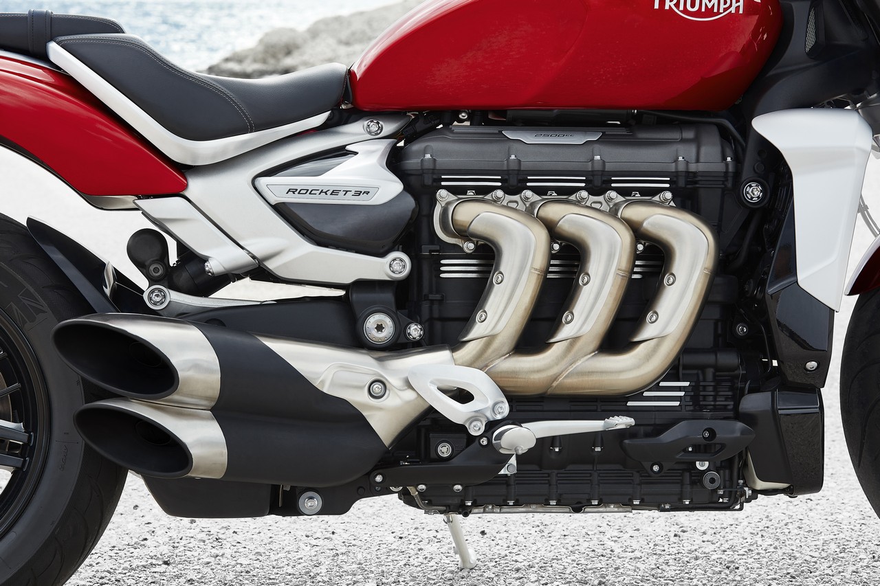 ENGINE RHS