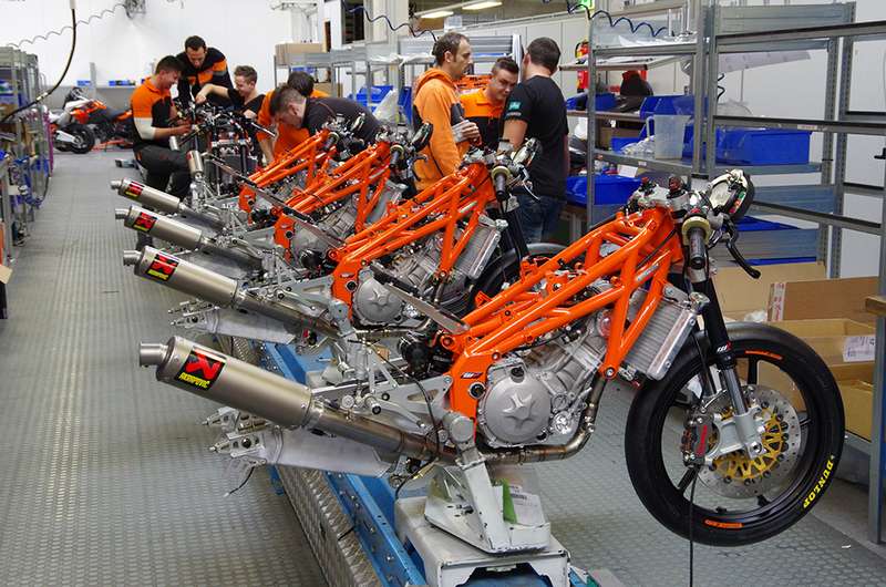 Τεχνικό - Κατασκευάζοντας μία αγωνιστική KTM RC 250R