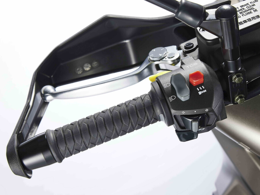 d.t._kymco_xtera_350_5_9703f66f82181995.jpg
