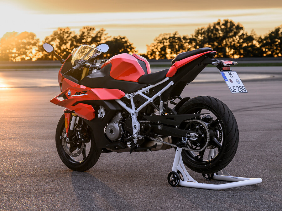 450rr2_f576c4551c95aec7.jpg