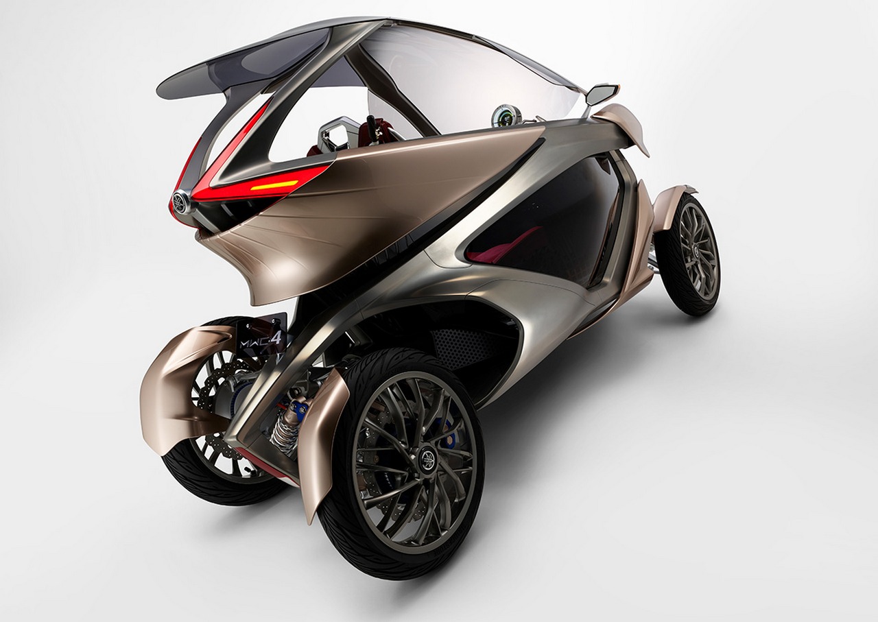 Новый автомобиль байк. Yamaha MWC-4. Четырехколесный мотоцикл Ямаха. Мотоцикл Ямаха концепт. Yamaha Concept Trike.