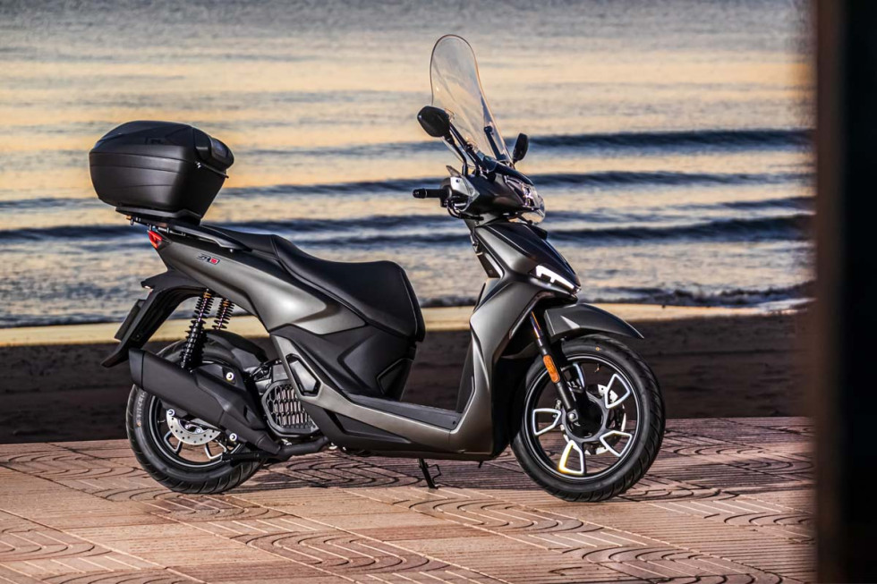 Μότο Ξουχέλλης - Voge SR16 125 ετοιμοπαράδοτο και με δώρα