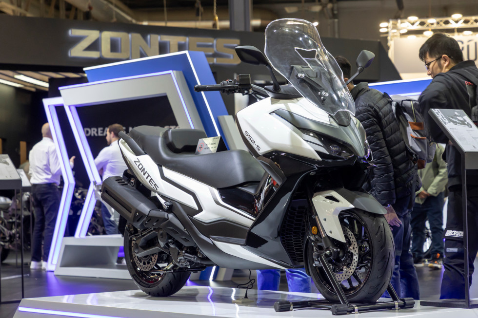 EICMA 2025 - Zontes 552H - 552S - 552Z 2026