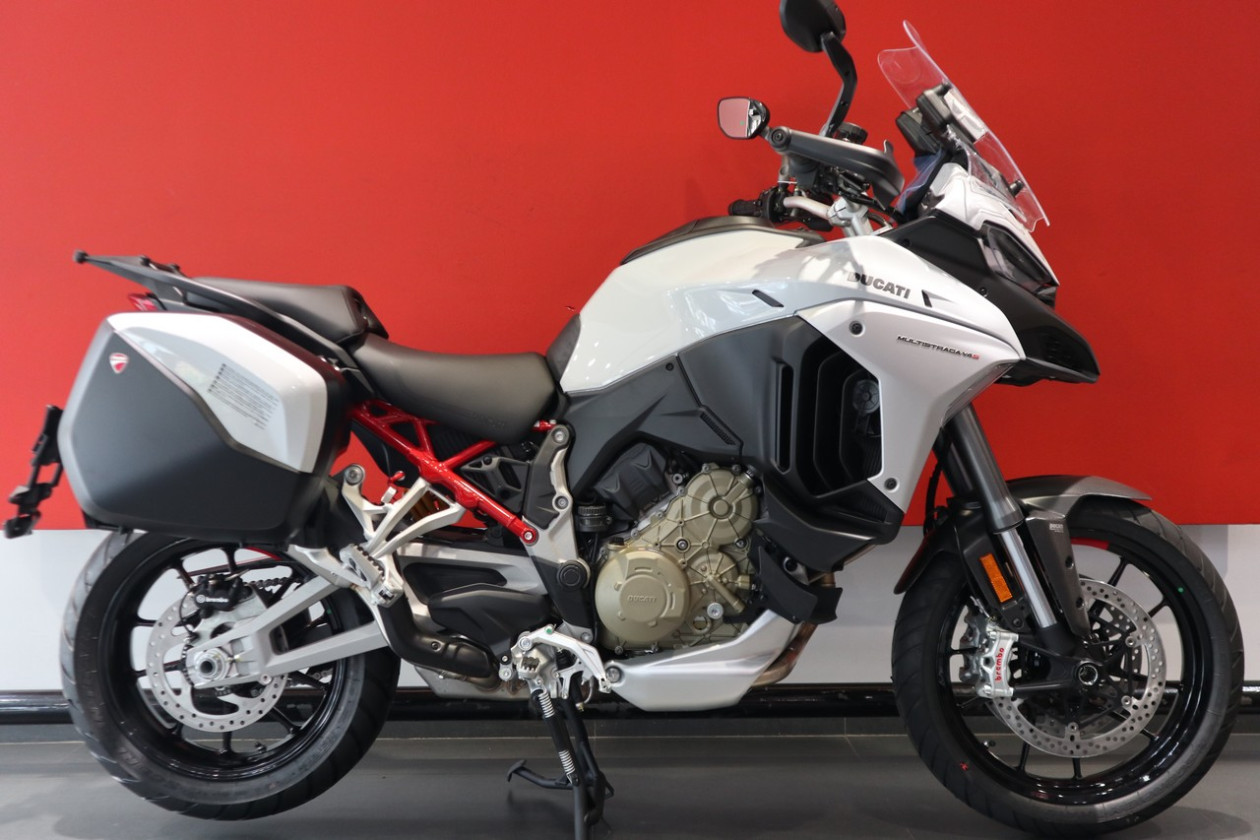 Fan Motorcycles – Ετοιμοπαράδοτες Ducati Multistrada
