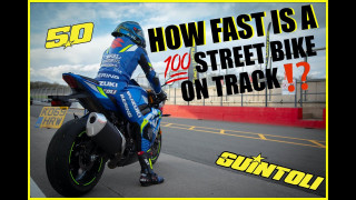 Sylvain Guintoli - Σύγκριση ενός Suzuki GSX-R1000R παραγωγής, με μοτοσυκλέτα MotoGP - Video