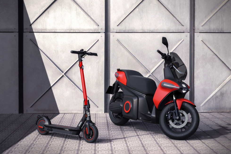 SEAT - Νέο τμήμα Urban Mobility με e-Scooter και ηλεκτρικό πατίνι