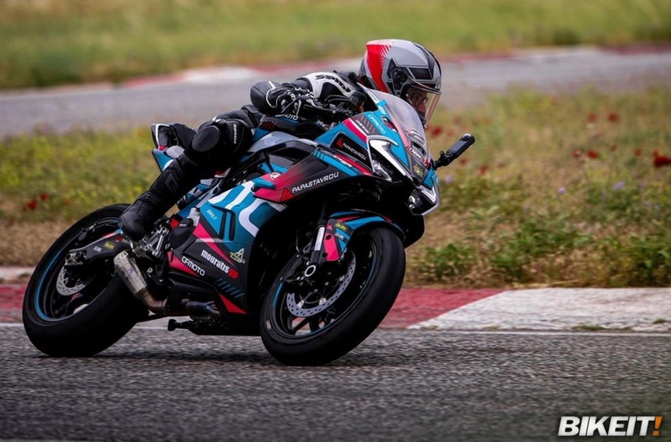 Test στην πίστα – CFMOTO 675 SR-R βελτιωμένο από τα Papastavrou Shops