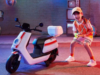 NIU NQi Mini - Βάλε το παιδί σου στα ηλεκτρικά scooter