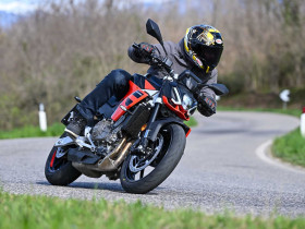 Test - Aprilia Tuono 457 - Αποστολή στην Ιταλία