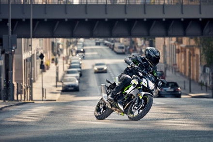 Kawasaki - Αποκαλύπτει τις νέες μοτοσυκλέτες 125 κ.εκ. για το 2021