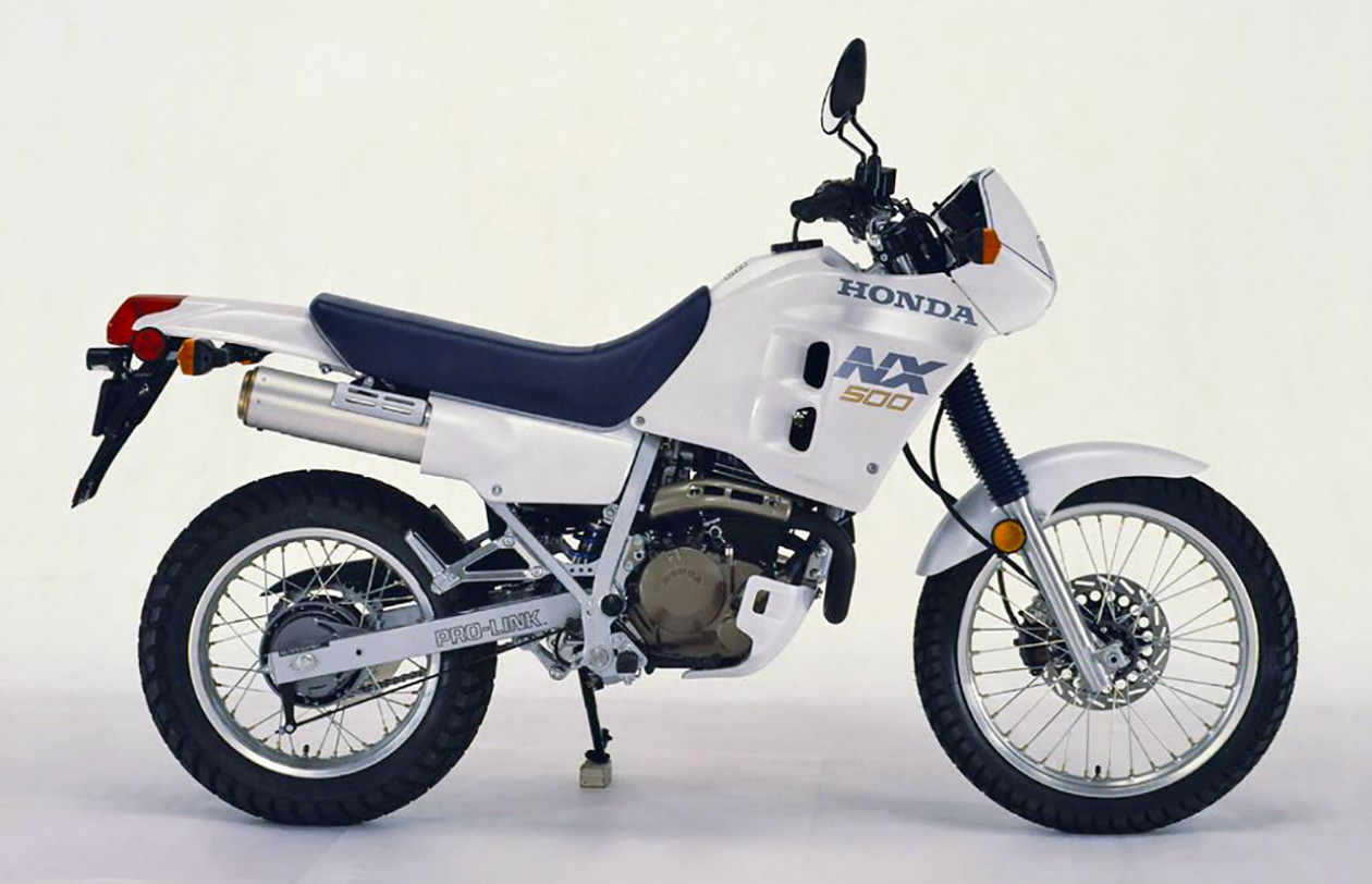 Honda NX500 - Νέο μοντέλο διπλής χρήσης στα πρότυπα του ιστορικού NX650