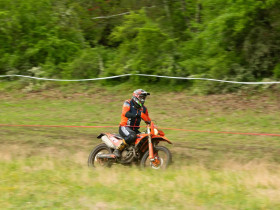 Πανελλήνιο Enduro - Κυρίαρχος ο Κουζής στον διπλό αγώνα της Λάρισας