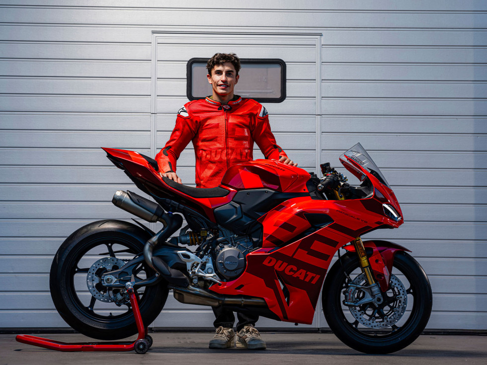 EICMA 2025 - Ducati Panigale V2 MM93 / FB63 Edition 2026