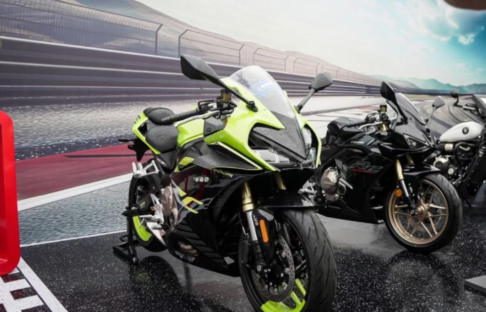 Cyclone RC 700 – Σινική 4κύλινδρη supersport πρόταση