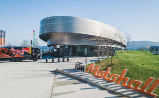 KTM Motohall - Ride Orange Experience με ενοικίαση μοτοσυκλετών