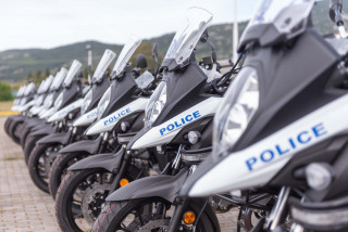 Ελληνική Αστυνομία - Ενισχύει τον στόλο της με 16 νέες μοτοσυκλέτες