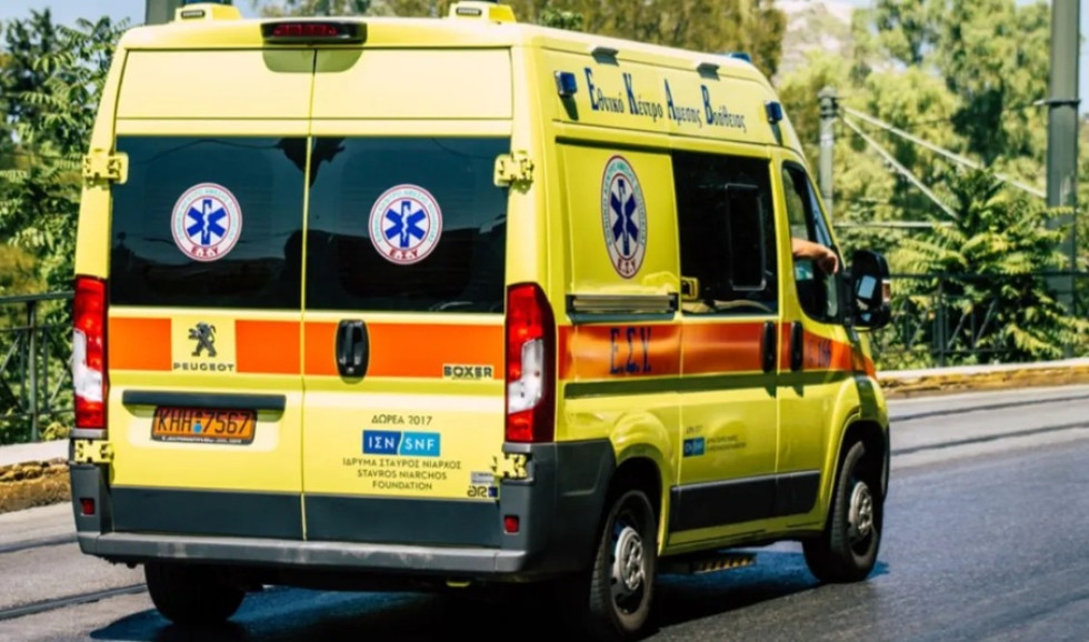 Σοβαρό τροχαίο στην Καισαριανή – Νεκρή 25χρονη κοπέλα, χαροπαλεύει αναβάτης μοτοσυκλέτας