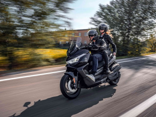 Voge SR4 Max Smart - Ολοκλήρωση στην πολυτέλεια