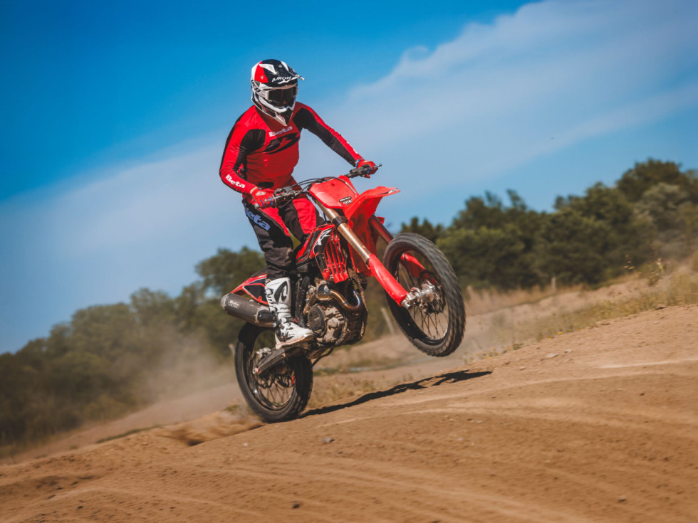 Beta RX 250 4T - Η πρώτη τετράχρονη motocross 250 κ.εκ. της εταιρείας είναι γεγονός