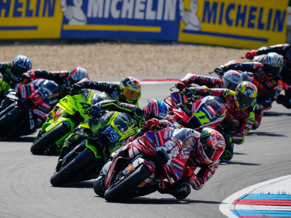 Formula 1 - Μοτοσυκλέτες MotoGP σε γύρους επίδειξης στο Grand Prix των ΗΠΑ