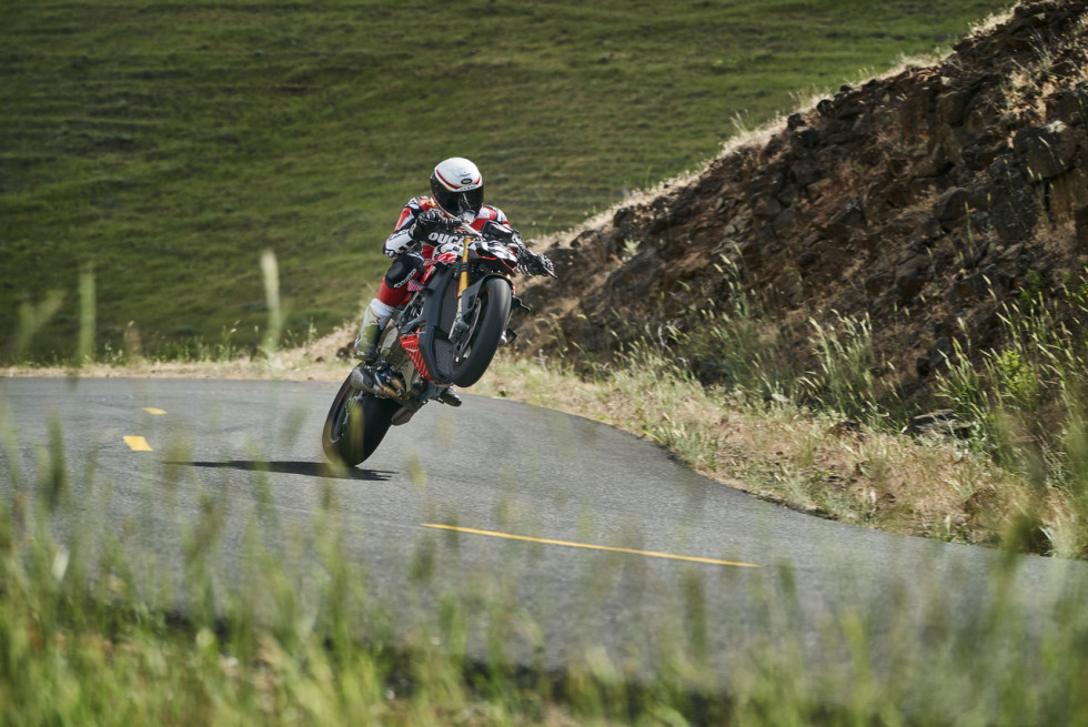 Ducati Streetfighter V4 σε δράση στο Pikes Peak – Βίντεο