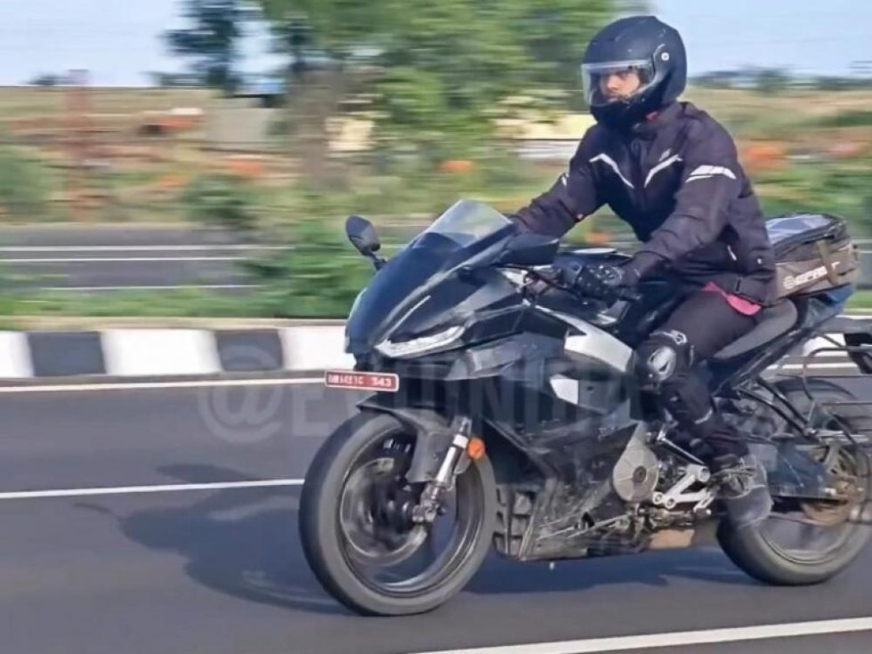 Aprilia RS 440 2024 - Κι άλλες "κατασκοπευτικές" φωτογραφίες