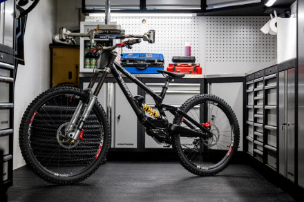 H Brembo επεκτείνεται στα ποδήλατα με τη Specialized
