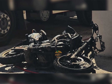Μοτοσυκλέτα της ομάδας ΔΙ.ΑΣ. έπιασε φωτιά εν κινήσει