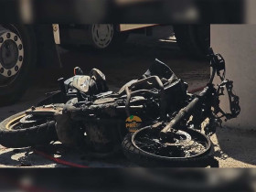 Μοτοσυκλέτα της ομάδας ΔΙ.ΑΣ. έπιασε φωτιά εν κινήσει