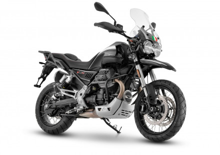 EICMA 2021 – Moto Guzzi V85 TT Guarda D΄ Onore 2022