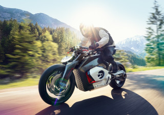 BMW Motorrad Vision DC Roadster - Το concept εξελίσσεται!