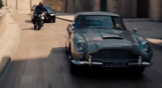 Τriumph – Δύο μοντέλα της πήραν “ρόλους” στην νέα ταινία James Bond