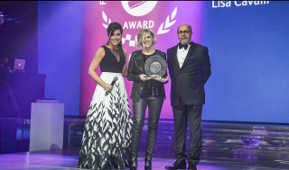 To βραβείο της FIM για την γυναικεία παρουσία στους δύο τροχούς, απονεμήθηκε στο portal “ΜissBiker”